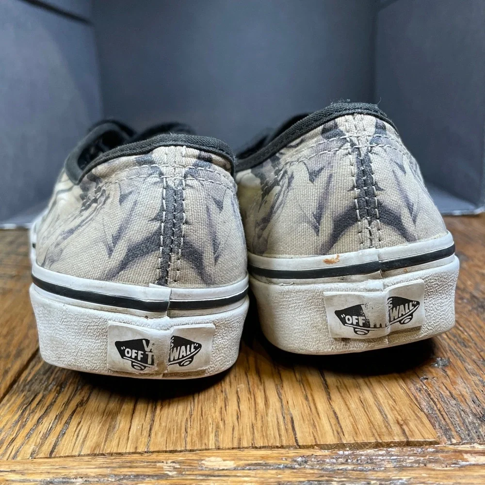 Vans Authentic Rose Floral Print Sneaker Low Top‎ Cream Pink Women Size 6 Skate